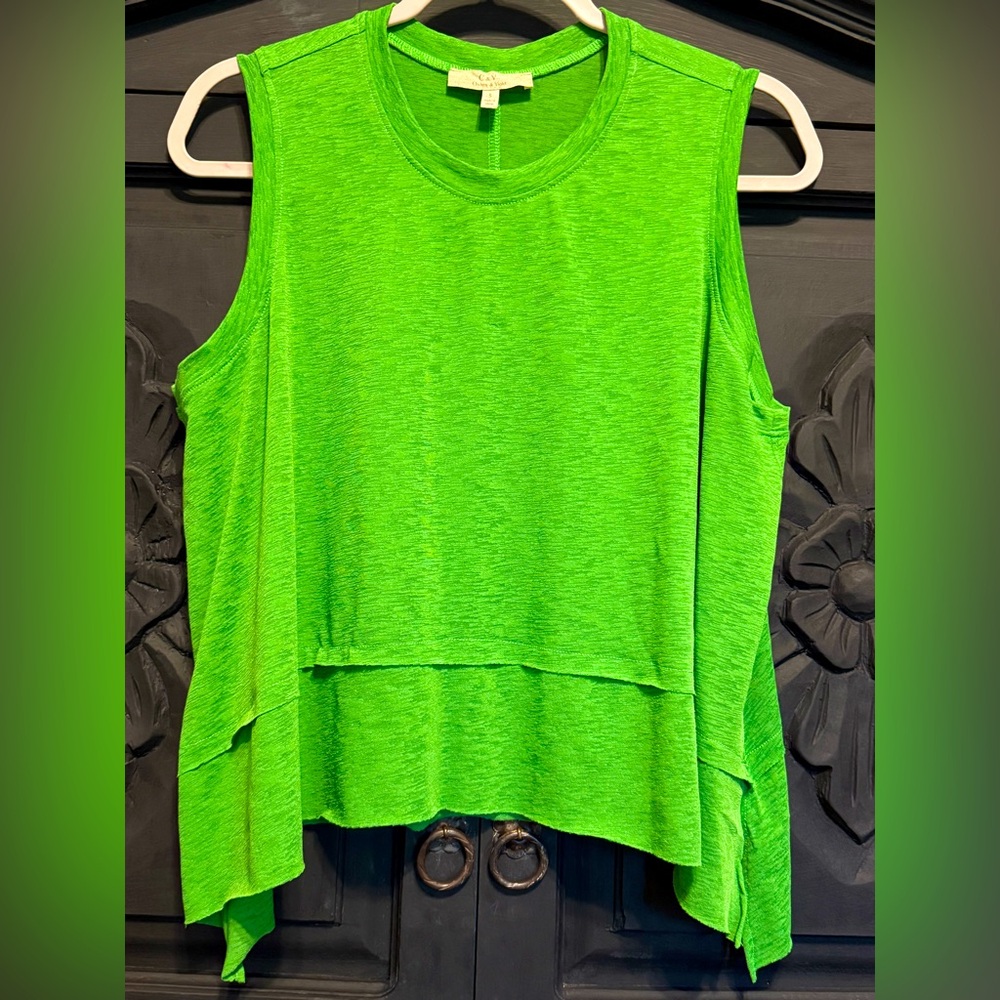 Chelsea & Violet Green Sleeveless Women's Top Size Small